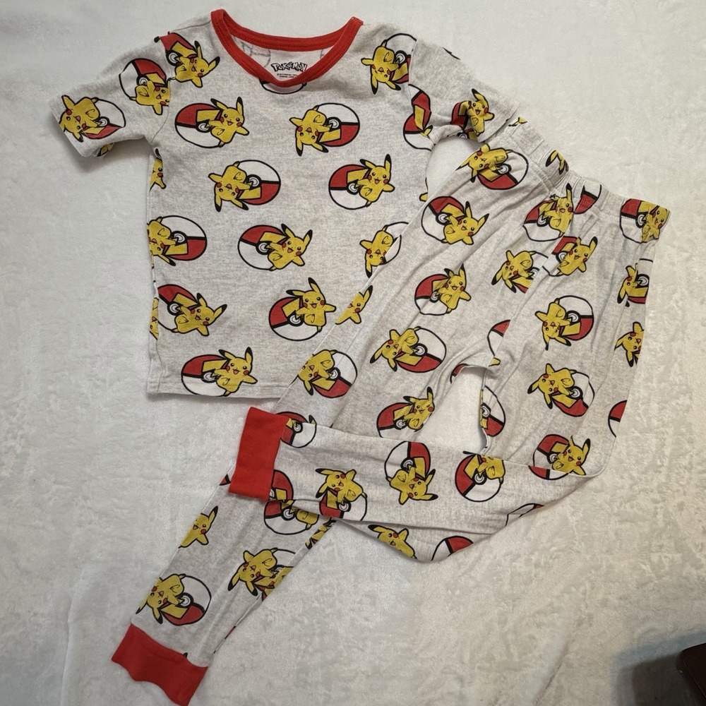 Pokémon Pikachu Gray Short Sleeve Shirt & Pants Pajamas Set Size 8 2024 Nintendo